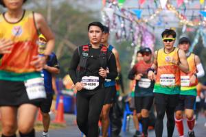 BIB: 41287, 40341
                            <button type="button" onclick="openModal(9918029)" class="btn btn-primary btn-sm float-right btn-popup" data-toggle="modal" data-target=".modal-high-quality">
                        <i class="fas fa-shopping-cart"></i> Add to Cart
                    </button>
                                            <button type="button" onclick="isThisMe(9918029, true)" class="btn btn-success btn-sm float-right btn-popup btn-isme hidden" data-toggle="tooltip" data-placement="bottom" title="นี่คือรูปของคุณใช่ไหม คลิกที่นี่เพื่อเอาเข้าอัลบั้ม">
                        <i class="fas fa-plus"></i> Add to album
                    </button>
                    <button type="button" onclick="isThisMe(9918029, false)" class="btn btn-warning btn-sm float-right btn-popup btn-isnotme hidden">
                        <i class="fas fa-ban"></i> Remove from album
                    </button>